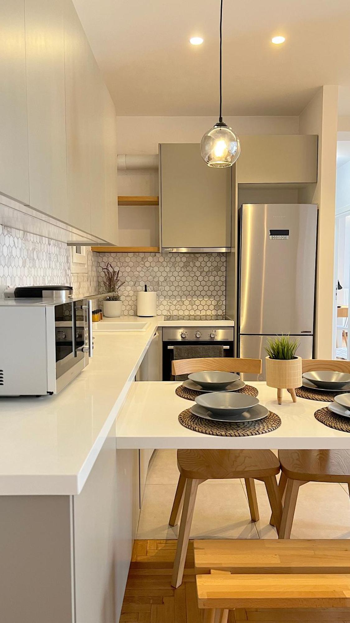 Pirgotelous Spacious 3bdr In Pangrati