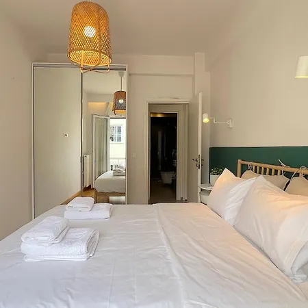 Pirgotelous Spacious 3Bdr Apt In Pangrati Athens Exterior photo