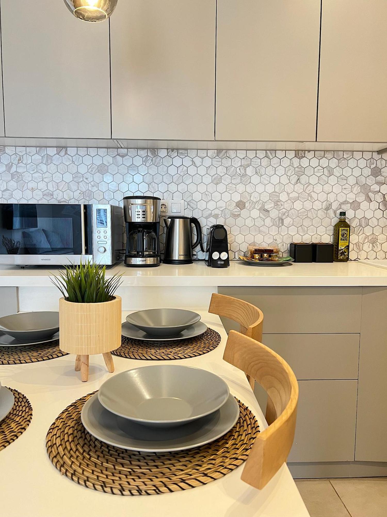Apartment Pirgotelous Spacious 3bdr In Pangrati *