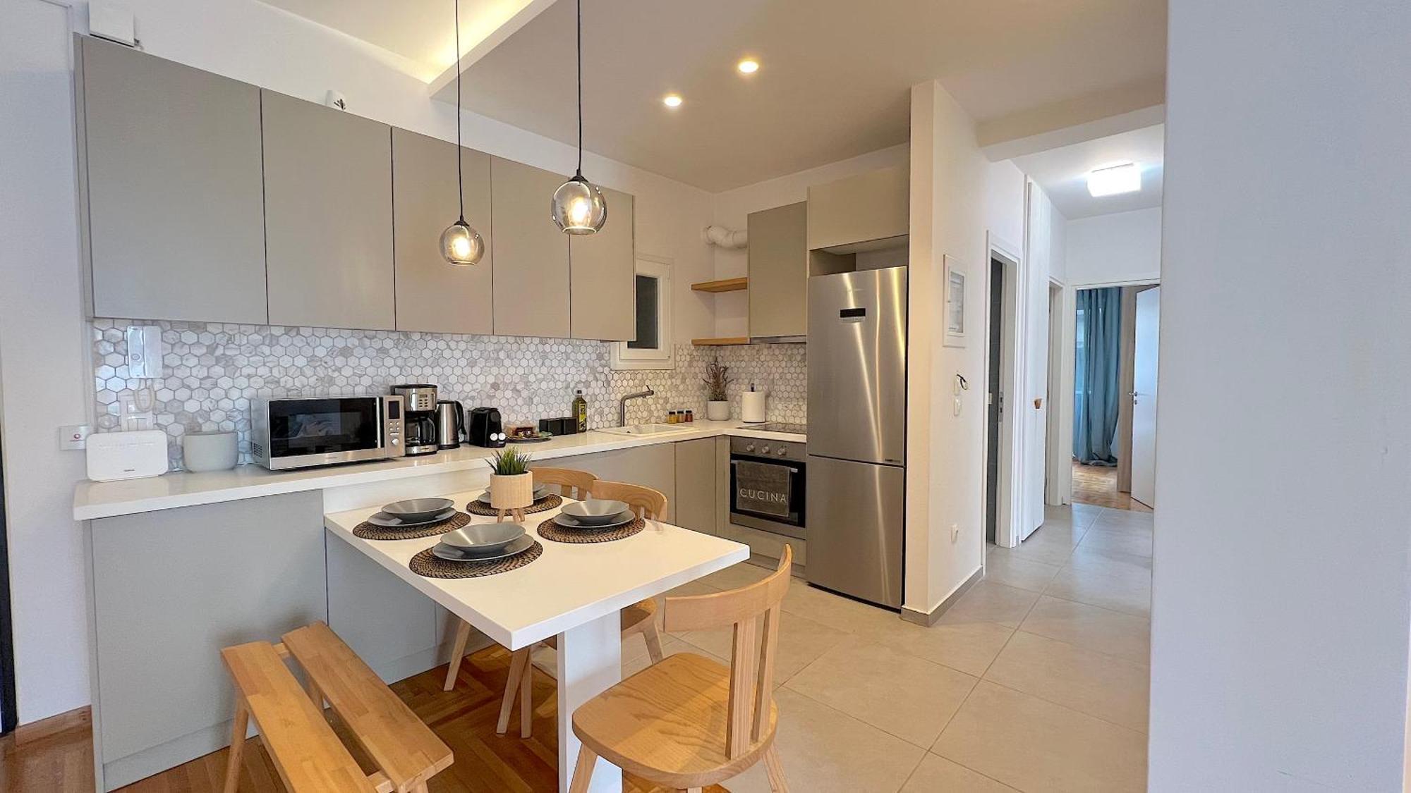 Pirgotelous Spacious 3bdr In Pangrati Apartment *