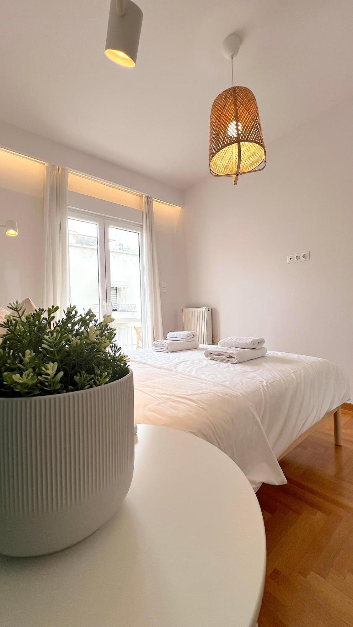 Pirgotelous Spacious 3bdr In Pangrati Athens